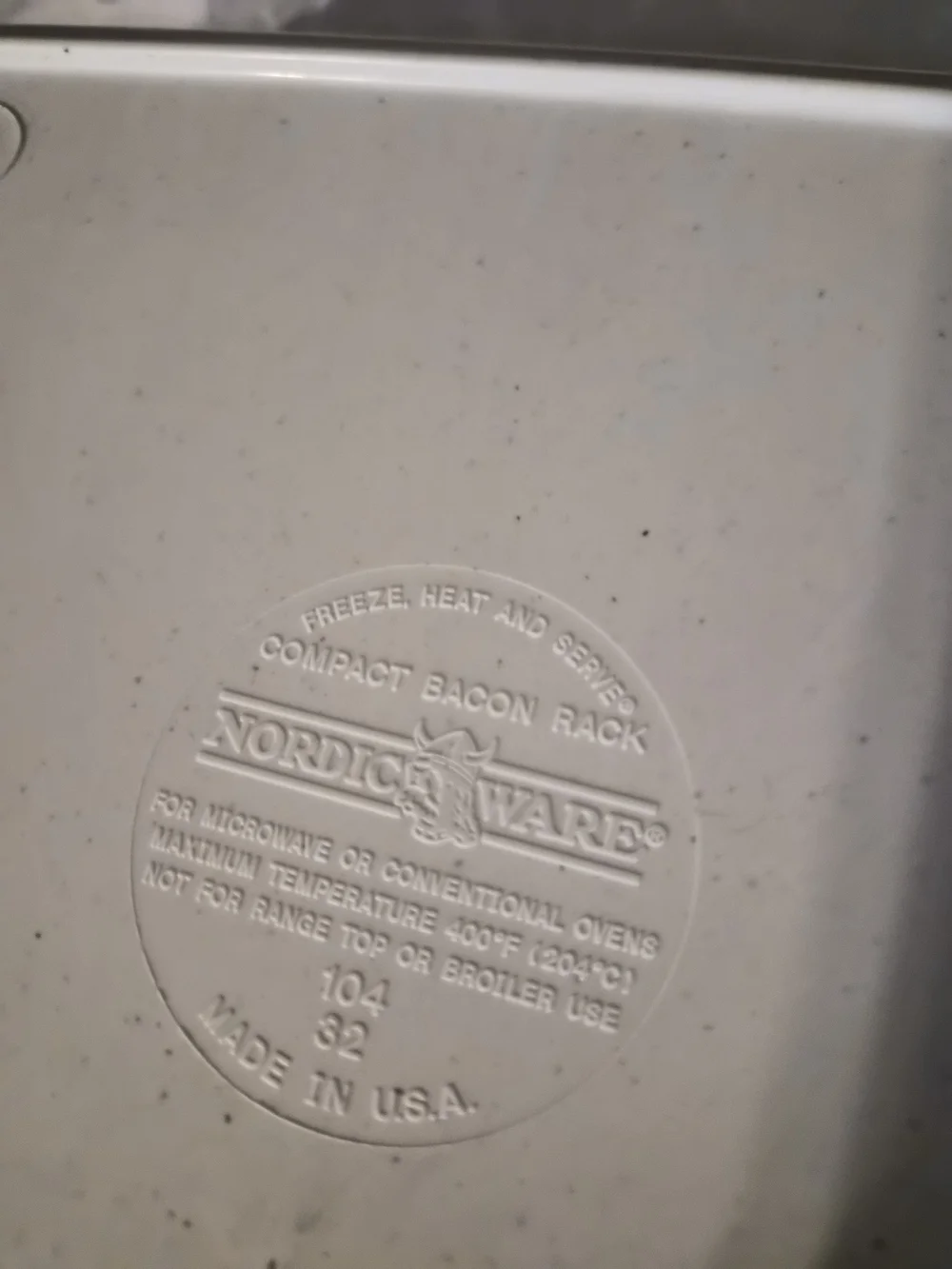 Nordic Ware Compact Bacon Tray with Lid